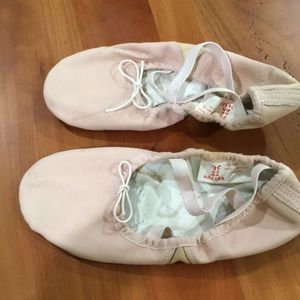 Ballet shoes